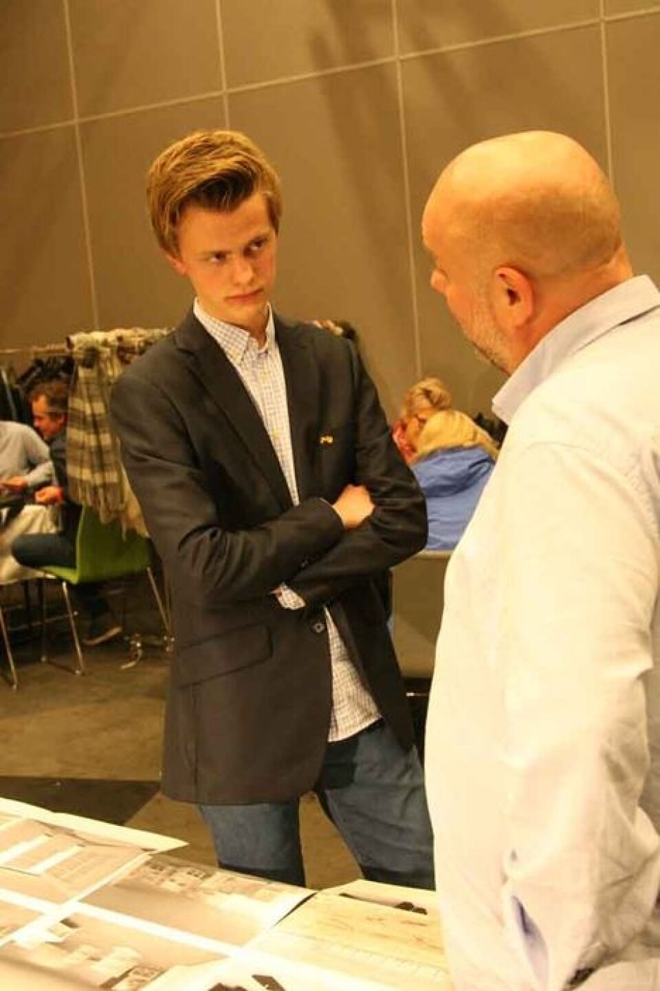 16-åring med supermarked på nett