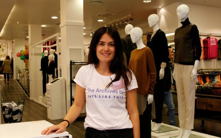 Sandra Larsen er "sjefsarkivar" Sandra Larsen er "sjefsarkivar"
