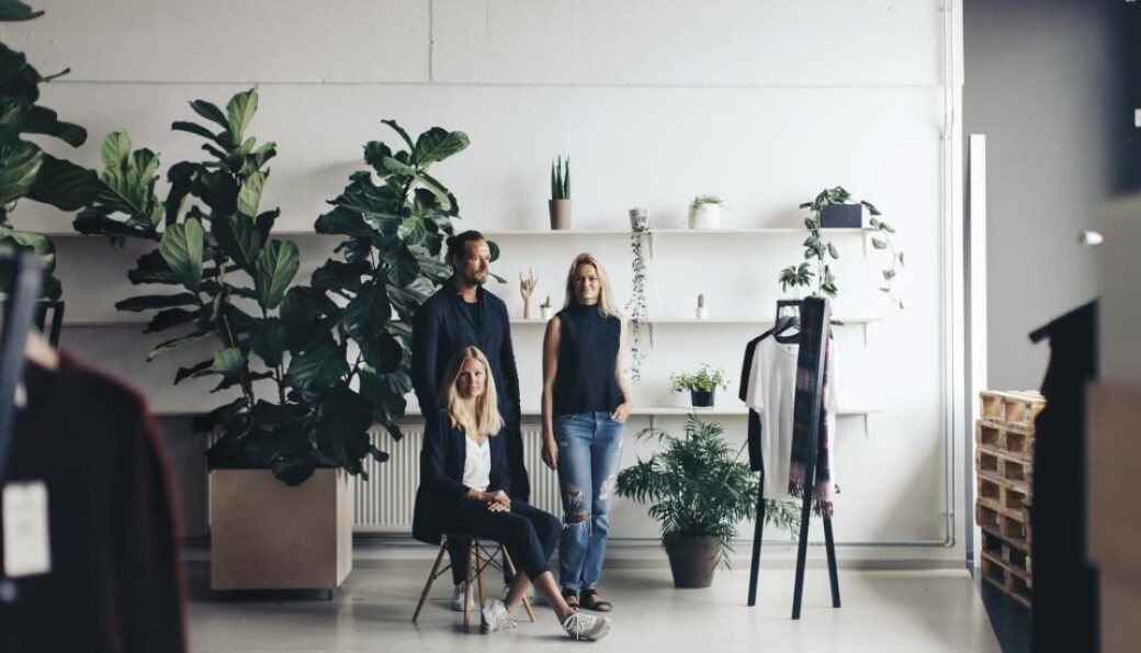 Holzweiler er som vanlig med på visningsprogrammet til Copenhagen Fashion Week. Fra venstre Andreas og Susanne Holzweiler og Maria Skappel Holzweiler. Holzweiler er som vanlig med på visningsprogrammet til Copenhagen Fashion Week. Fra venstre Andreas og Susanne Holzweiler og Maria Skappel Holzweiler.