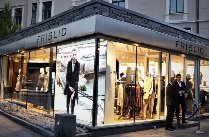 Den nye Frislid-butikken ligger godt synlig i Hegdehaugsveien. Den nye Frislid-butikken ligger godt synlig i Hegdehaugsveien.