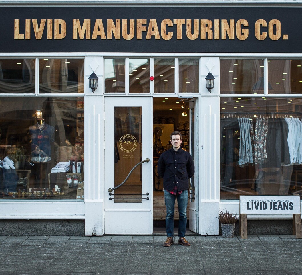 Black Friday skader både miljø og handel, sier Jens Olav Dankertsen, grunnlegger av Livid Jeans Black Friday skader både miljø og handel, sier Jens Olav Dankertsen, grunnlegger av Livid Jeans