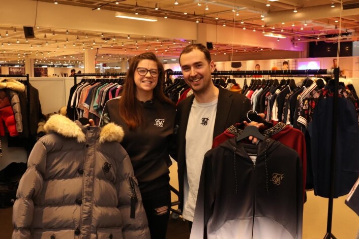 Roy Andersen og salgssjef i Siksilk, Kinza Leake Roy Andersen og salgssjef i Siksilk, Kinza Leake