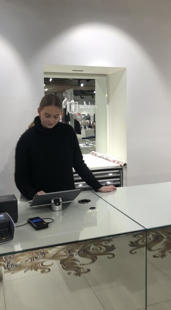 Amalie Magnussen hos Ferner Jecobsen er en av dem som bruker<br />FrontKasse flittig Amalie Magnussen hos Ferner Jecobsen er en av dem som bruker<br />FrontKasse flittig