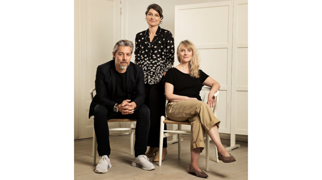 Fra venstre Sune Bjerregaard, administrerende direktør, Christina Strunge, Internasjonal markedssjef, Lene Louderback,kKreativ leder og sjefdesigner. Foto: Carsten Seidel Fra venstre Sune Bjerregaard, administrerende direktør, Christina Strunge, Internasjonal markedssjef, Lene Louderback,kKreativ leder og sjefdesigner. Foto: Carsten Seidel