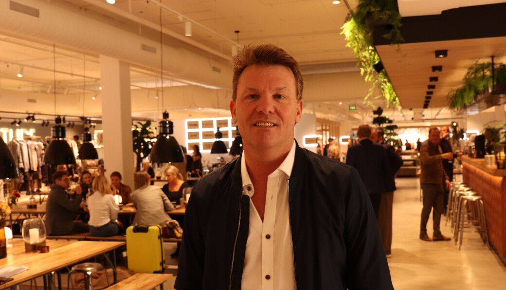 Jens Poulsen er meget godt fornøyd med sine medarbeideres omstillingsvilje under koronakrisen, noe som ga konsernet rekordresultat. Jens Poulsen er meget godt fornøyd med sine medarbeideres omstillingsvilje under koronakrisen, noe som ga konsernet rekordresultat.