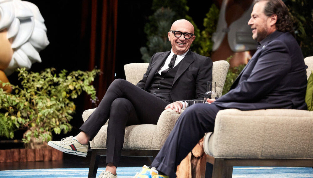 Gucci-sjef Marco Bizzarri og Salesforce-sjef Mark Benioff debatterer i en podkast.s Gucci-sjef Marco Bizzarri og Salesforce-sjef Mark Benioff debatterer i en podkast.s