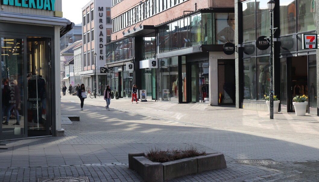 Når myndighetene tar vekk kundene bør staten dekke hoveddelen av byrden som virksomhetene påføres, mener Virke Når myndighetene tar vekk kundene bør staten dekke hoveddelen av byrden som virksomhetene påføres, mener Virke