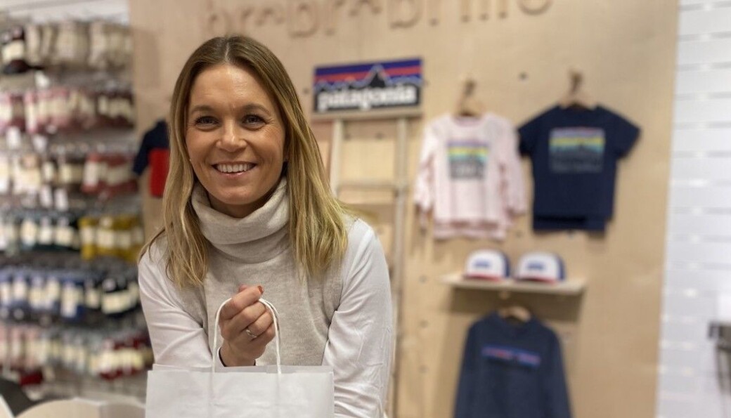Camilla Hartveit i Brobrobrille understreker betydningen av to kanaler for å klare seg med selvstendig butikk i tøff konkurranse med store kjeder. Camilla Hartveit i Brobrobrille understreker betydningen av to kanaler for å klare seg med selvstendig butikk i tøff konkurranse med store kjeder.