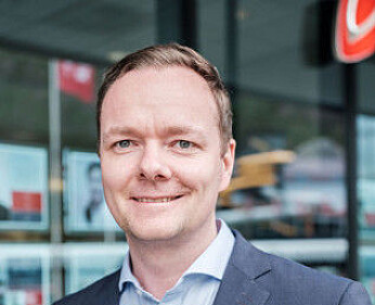 Jan-Tore Smith er banksjef ved Sparebanken Vests kontor i Bergen sentrum. Jan-Tore Smith er banksjef ved Sparebanken Vests kontor i Bergen sentrum.