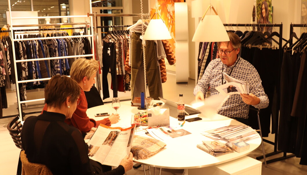 Rune Johansen i BTX og de andre leietakerne på Fornebu forlenger sin Fashion Week av smittevernhensyn. Rune Johansen i BTX og de andre leietakerne på Fornebu forlenger sin Fashion Week av smittevernhensyn.