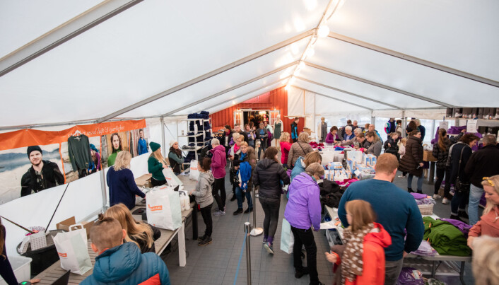 Vanligvis er det stinn brake på Lanullvas høstfest, slik som i 2017, da dette bildet ble tatt. I år ble det nettfest i stedet. Vanligvis er det stinn brake på Lanullvas høstfest, slik som i 2017, da dette bildet ble tatt. I år ble det nettfest i stedet.