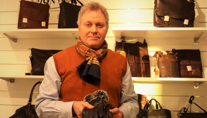 Tormod Karlsen er ansatt som selger Tormod Karlsen er ansatt som selger