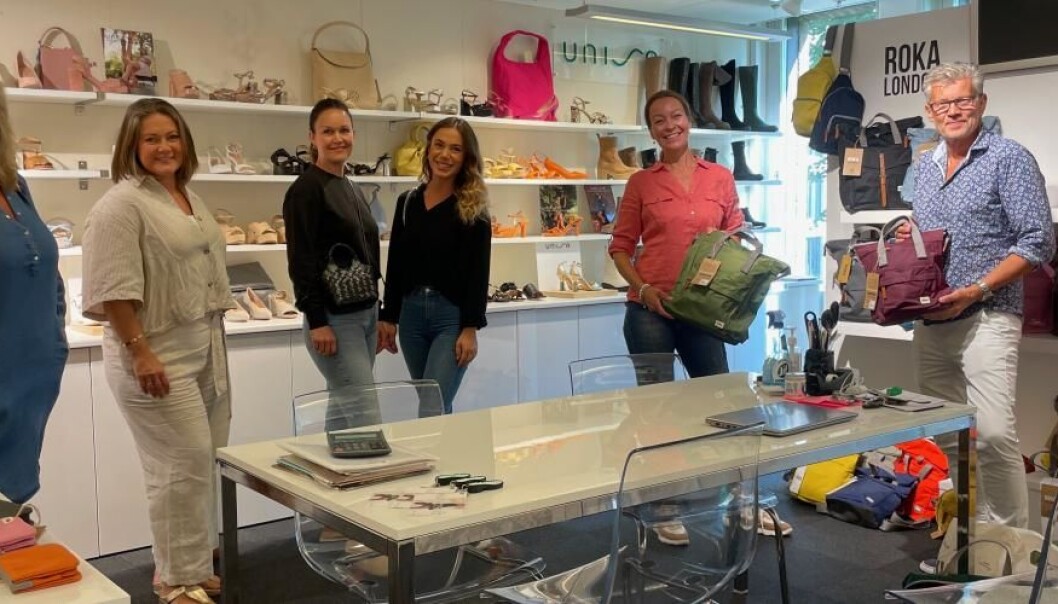 Gjengen fra Trend Sko startet hos Shoetrading som blant annet er agent for Roka London, som er fargeglade sekker og bager. Gjengen fra Trend Sko startet hos Shoetrading som blant annet er agent for Roka London, som er fargeglade sekker og bager.