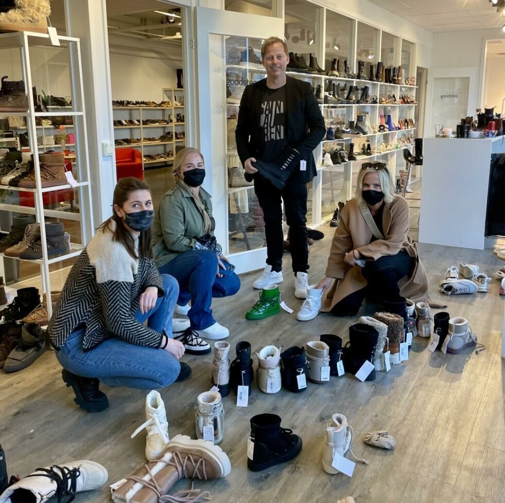 Jentene fra 'Hos Josefine' på Gol, på innkjøp hos Seven Agency - her var det mange godbiter, og vanskelige valg må tas! Jentene fra 'Hos Josefine' på Gol, på innkjøp hos Seven Agency - her var det mange godbiter, og vanskelige valg må tas!