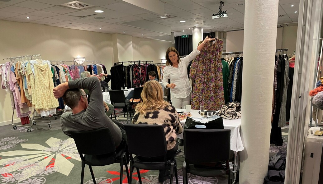 Norge er ett av Sisters Point viktigste markeder, mye takket være Hanne Thorsen. Som vanlig er hun på plass på Minimessa Norge er ett av Sisters Point viktigste markeder, mye takket være Hanne Thorsen. Som vanlig er hun på plass på Minimessa