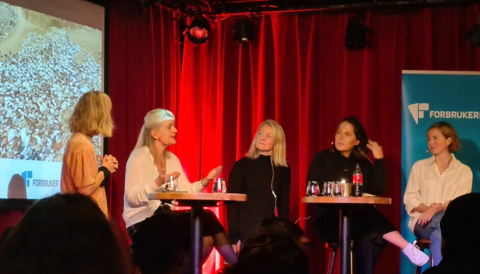 fra venstre ordstyrer Ingerid Salvesen, Inger Lise Blyverket, Line Staxrud Evensen, Lene Westgaard-Halle og Anja Bakken Riise.