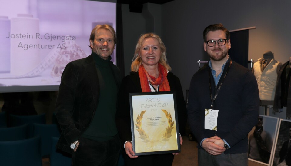 Årets leverandører 2023: Fra venstre Jostein R. Gjengstø, Elisabeth Gjengstø og Niklas Pedersen